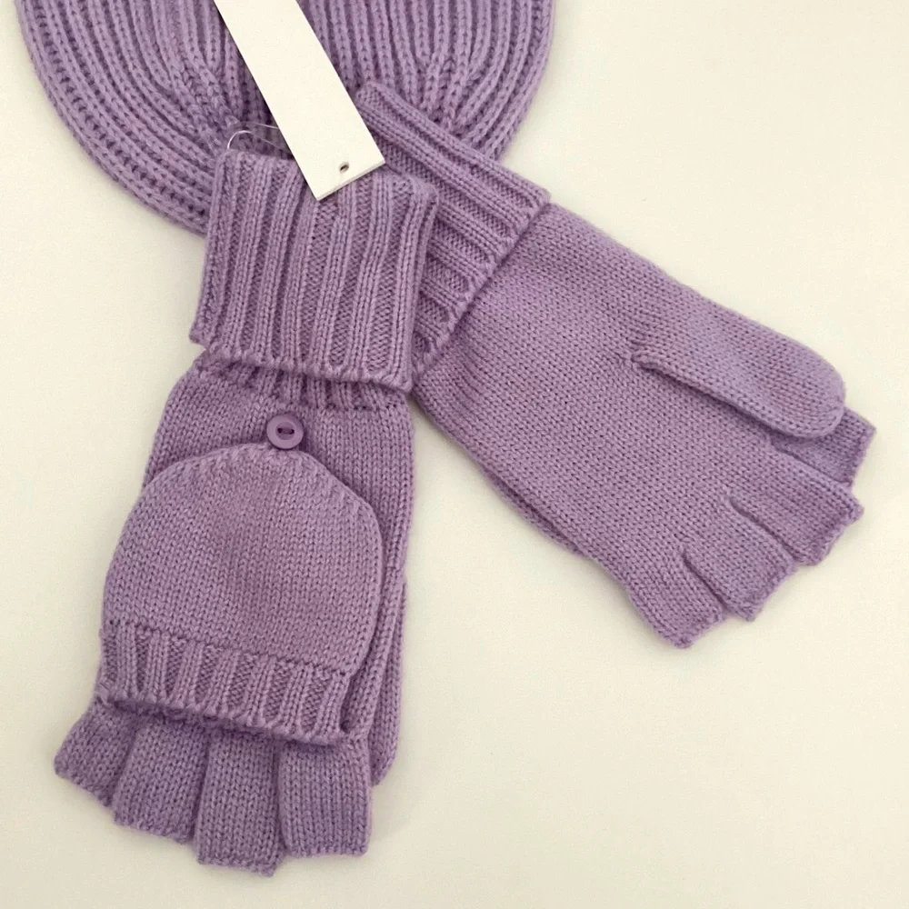 \AQUA\ NWT Beanie & Gloves Set